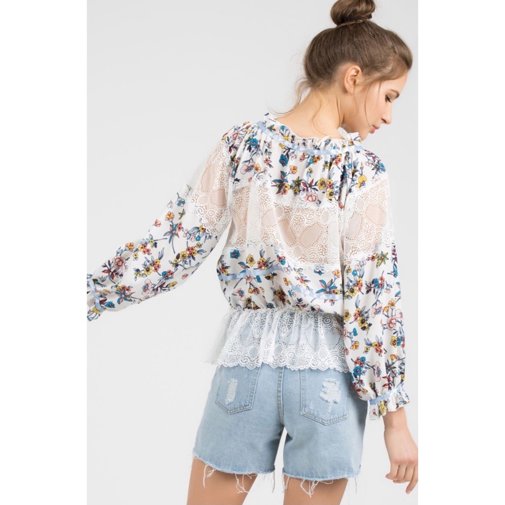 SALE POL White + Blue Flowers & Lace High Neck Top - Picture 11 of 13